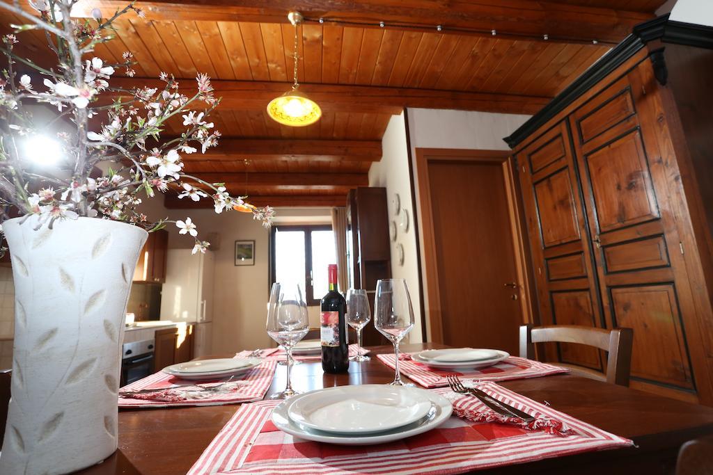 Serravalle Relais & Country Villa with private pool - Esclusive use Chiaramonte Gulfi Camera foto